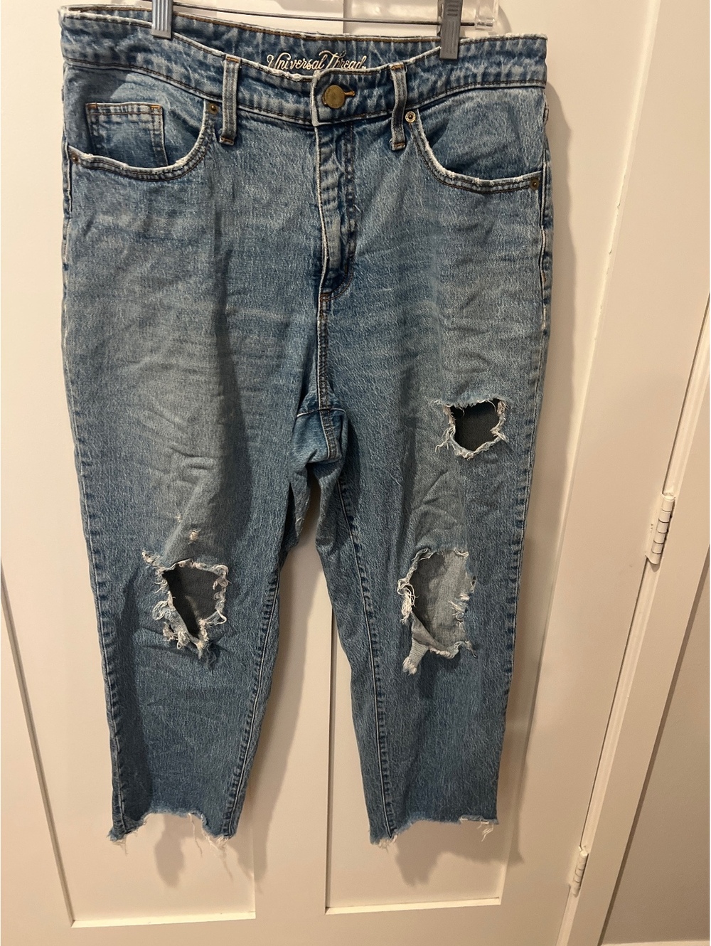Universal Thread Distressed Straight-Leg Jeans 14W - Picture 1 of 7